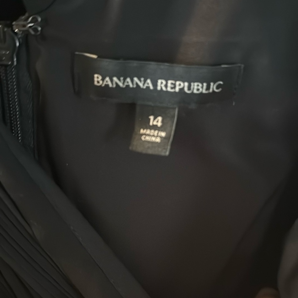 Banana Republic Classic Little Black Dress - Picture 2 of 9